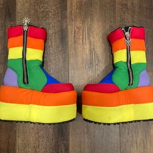 dELiA’s rainbow platform boots, size 5